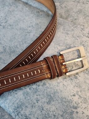 Johnston & Murphy Brown Leather Belt with White Stitching